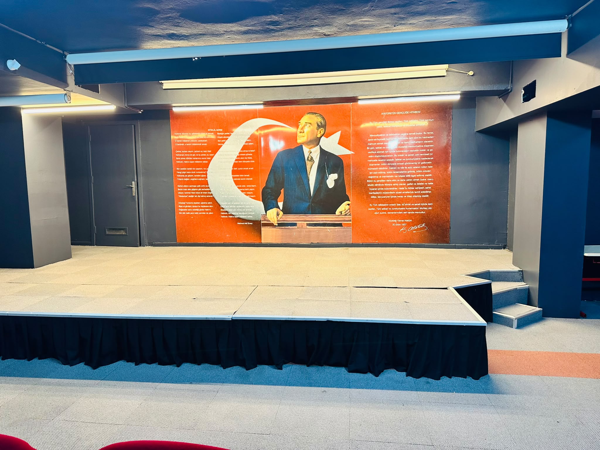 Konferans Salonu